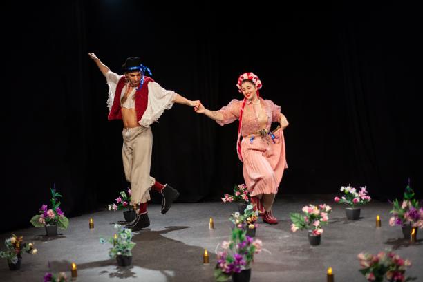 Blahoslav Uhlár a kolektív za réžiu a performancie v autorskom diele Škovránok, Divadlo Stoka, Bratislava, foto: N. Zajačiková