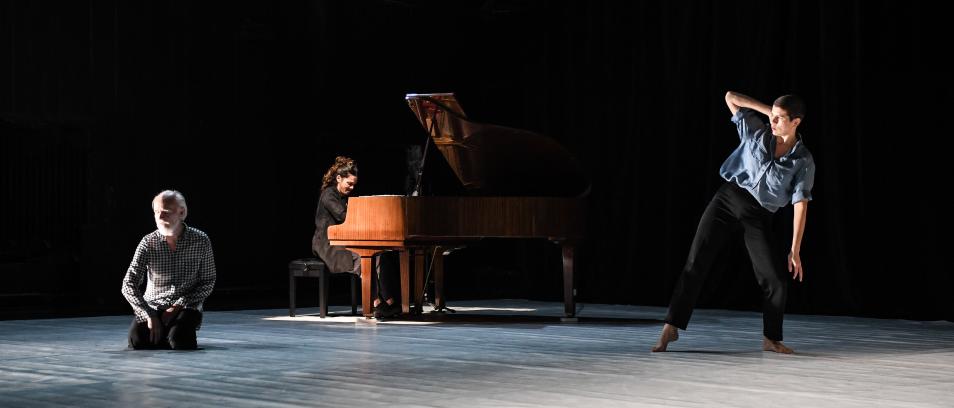 Julyen Hamilton, Robie Legros (foto M. Štěpánek)