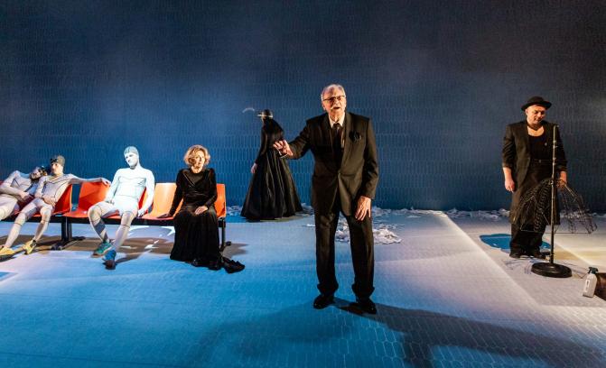 Richard Hainc, Adrián Hudák, Samuel Ducár, Emília Vášáryová, František Kovár, Gregor Hološka (foto: J. Jíra)