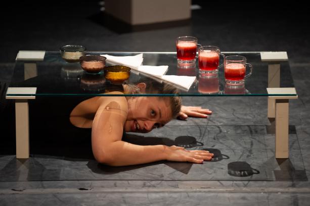 God, Home, Kitchen (Mikolt Tózsa) foto: R. Stoklasa