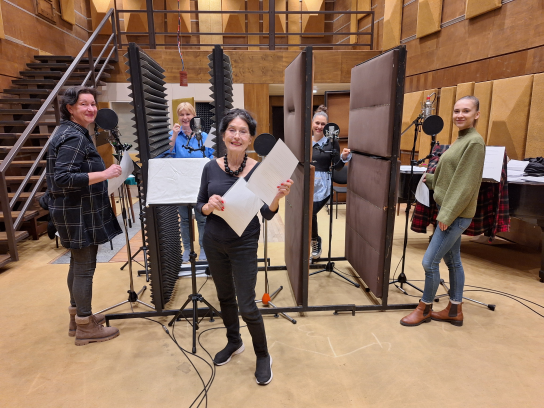 Judita Hansman, Zuzana Kocúriková, Dominika Žiaranová, Mária Schumerová, foto: L. Čepková